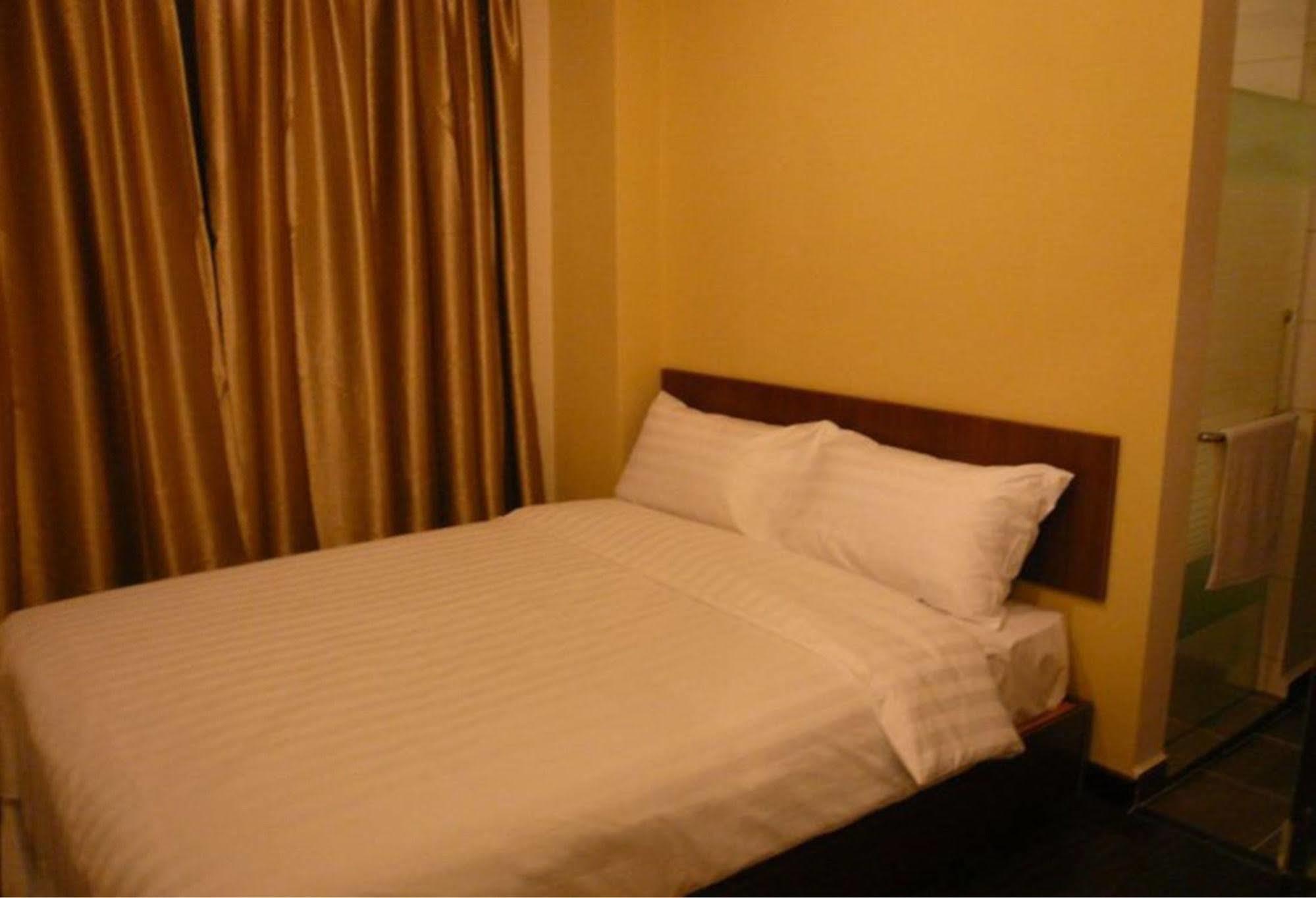 101 Lake View Hotel プチョン エクステリア 写真